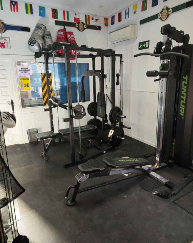 sala musculacion vallecas fight club